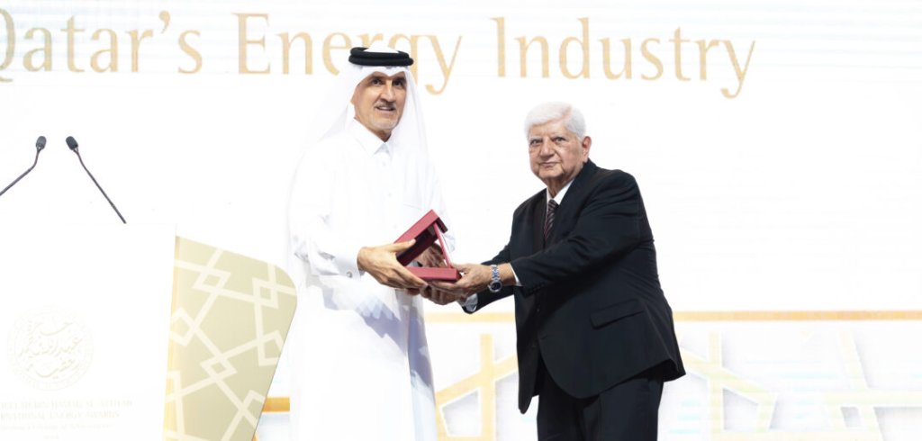 Honoring the Managing Director and CEO of QAPCO at the Abdullah bin Hamad Al-Attiyah International Energy Awards